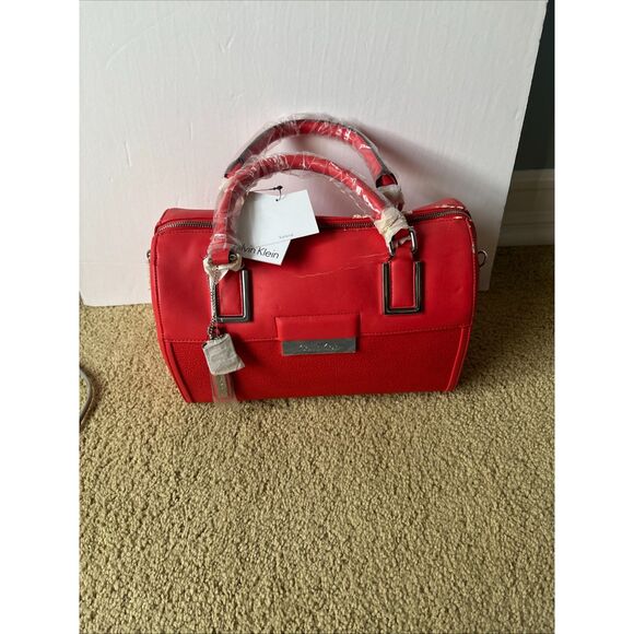 Damaged Defective Peeling Red Calvin Klein Satchel Bowling Bag *missing strap - Picture 2 of 13